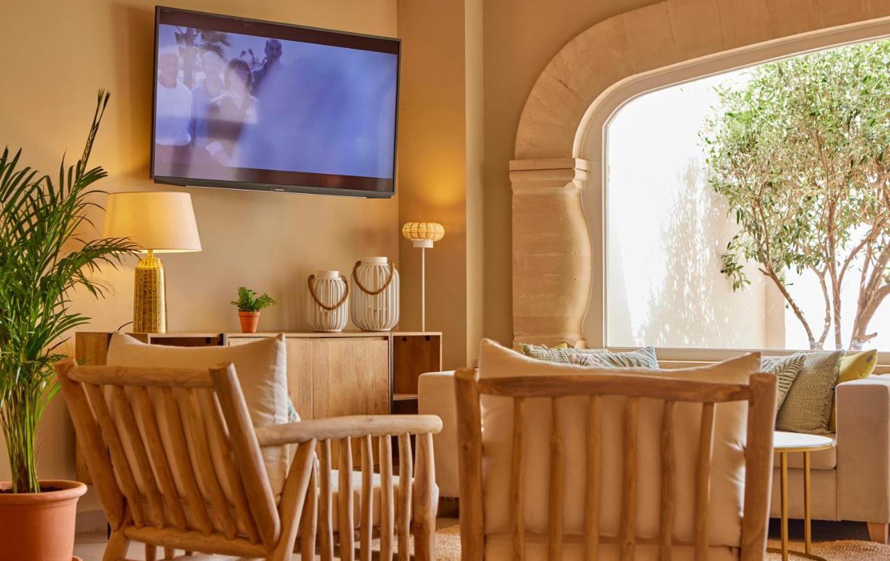 Universal Hotel Cabo Blanco - Adults Only Colonia de Sant Jordi Екстер'єр фото