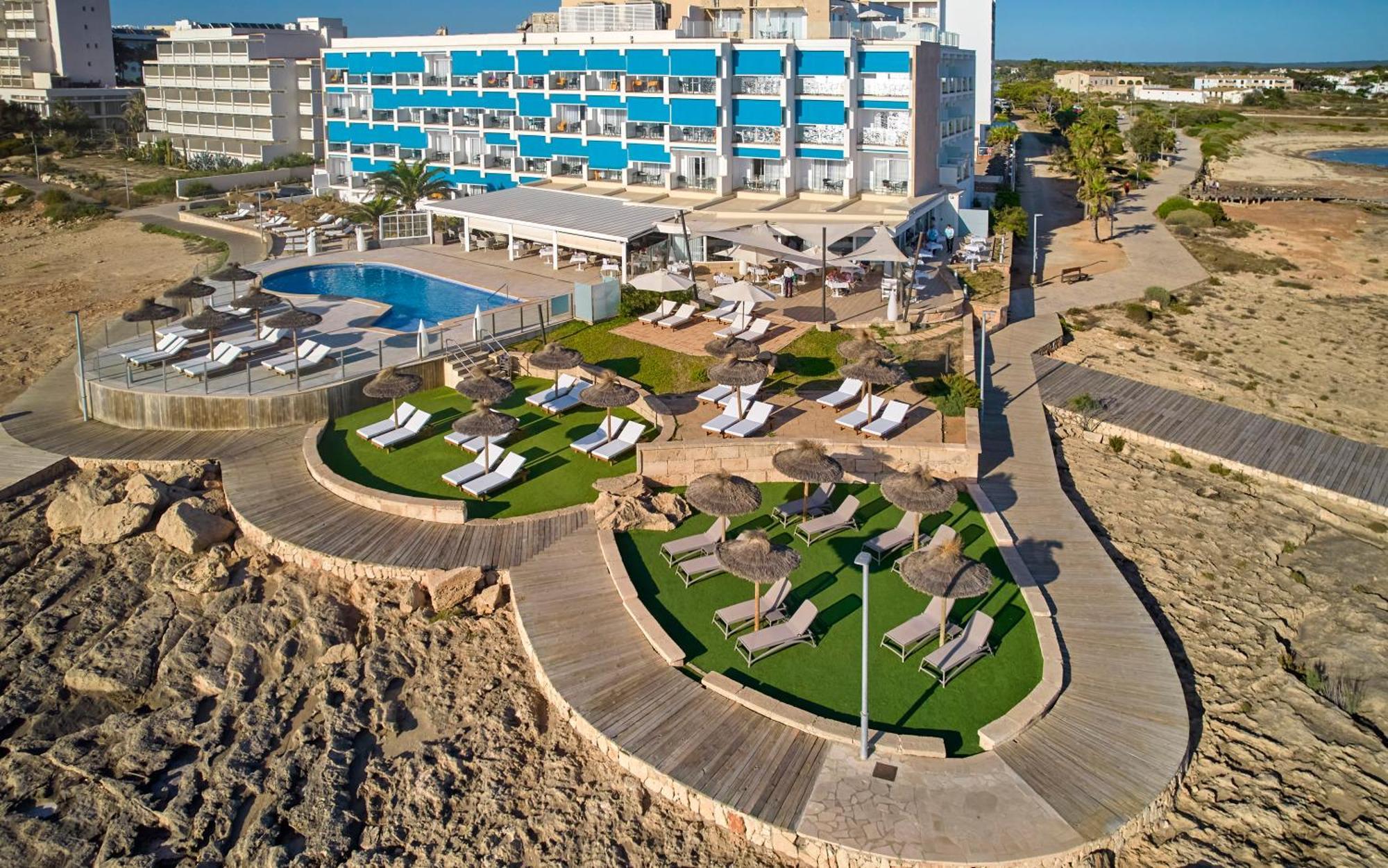 Universal Hotel Cabo Blanco - Adults Only Colonia de Sant Jordi Екстер'єр фото