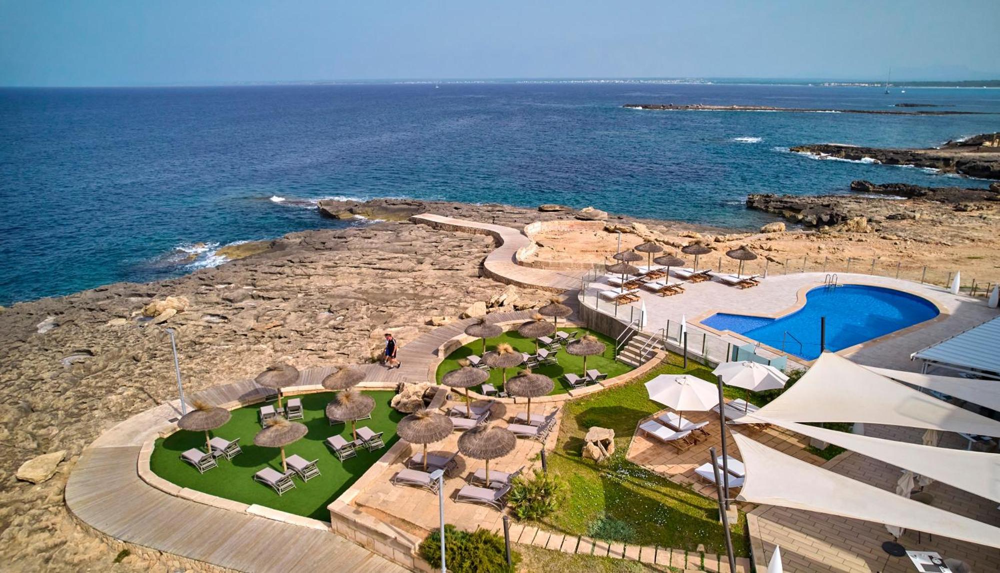 Universal Hotel Cabo Blanco - Adults Only Colonia de Sant Jordi Екстер'єр фото